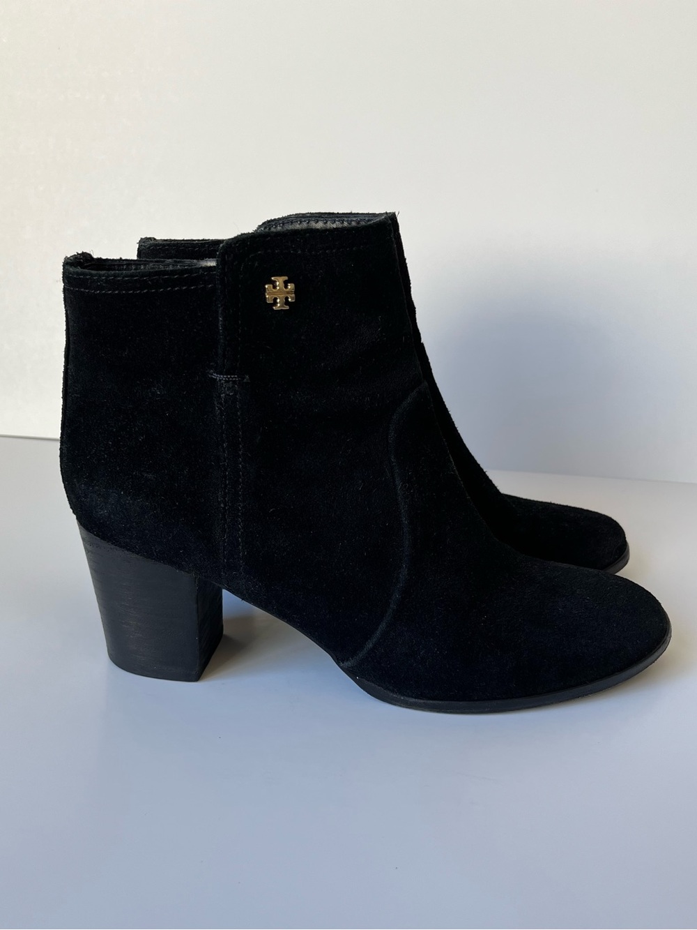 Tory Burch Suede Leather Block Heel Ankle Boots Booties Black Size 8.5 - Picture 2 of 8